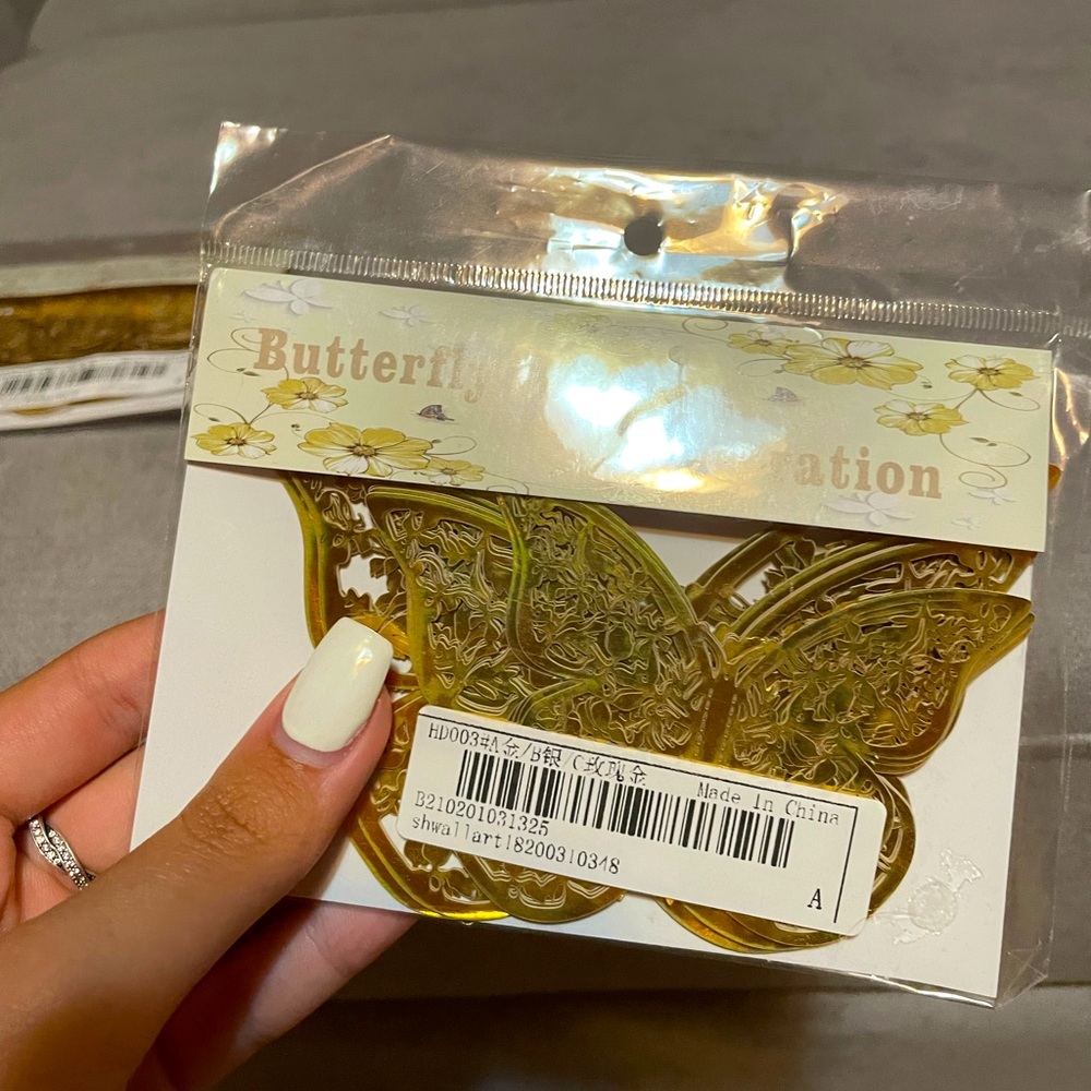 Butterfly Gold Decal (Sticks on Walls!)